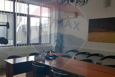 Spatiu de birouri/comercial - demisol+ parter/P+E+M, 360 mp, Unirii - 3