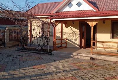 Casă complet mobilată, renovată, cu teren generos zonă liniștită Baltati, zona b - 4