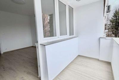 Apartament cu 2 camere decomandat în Libertății