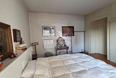 Apartament cu 3 camere circular în P-ța Universității - 15