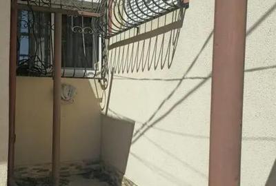Casă cu 3 camere cu Teren 145 Mp în Central - 4
