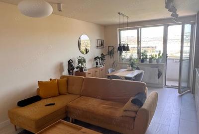 Inchiriez apartament 3 camere situat pe Str. Rodnei - 1