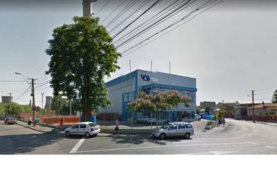 Proprietar, vand showroom, birouri, depozit S=831 mp teren 2.455 mp str. Bobalna