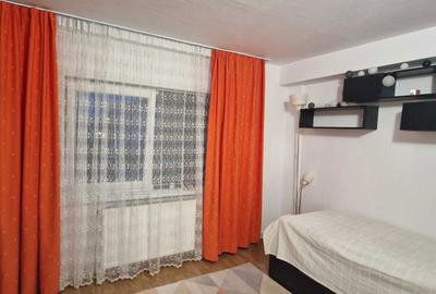Apartament cu 2 camere semidecomandat în Central - 1