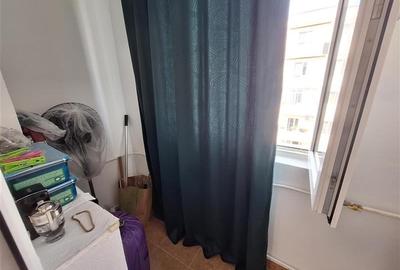 Apartament 2 camere, etaj 3, bucatarie mobilata,zona Milcov - 8