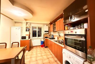 Apartament cu 3 camere semidecomandat, mobilat în Olimpia-Stadion - 1