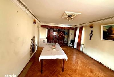 Casă cu 7 camere cu Teren 604 Mp în Poiana - 3