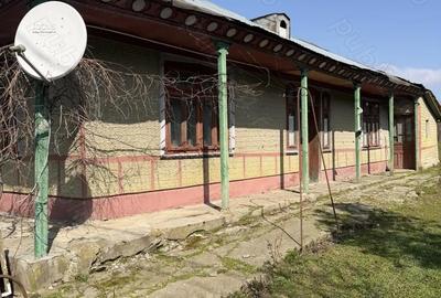Casă cu 3 camere cu Teren 1000 Mp în Central - 2