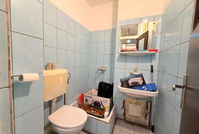 APARTAMENT 4 CAMERE DE VANZARE - 200 M METROU APARATORII PATRIEI - 16