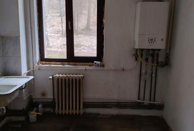 Apartament cu 2 camere decomandat în Central - 1