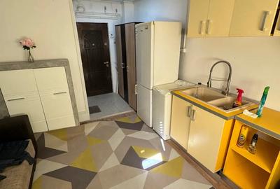 Garsoniera de inchiriat UMT, direct de la proprietar Garsoniera de inchiriat UMT, direct de la proprietar - 3