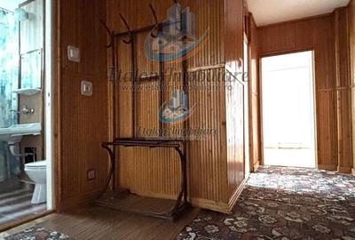 Apartament 2 camere decomandat, zona centrala Muzeu, Piatra Neamt Apartament 2 camere decomandat, zona centrala Muzeu, Piatra Neamt - 4