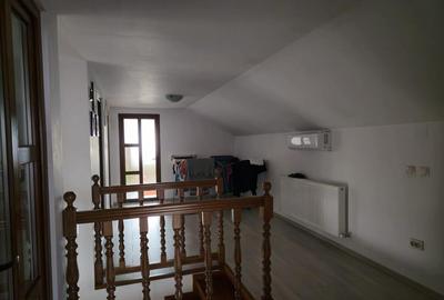 Vila si teren in Horia - 11