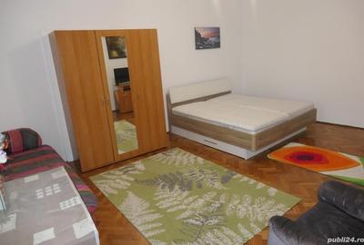 Apartament la vila, situat central, zona Podgoria, et. 1 - 4