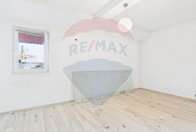 Casa cu 8 camere si 300mp curte, de inchiriat in zona Bd. Gloriei Casa cu 8 camere si 300mp curte, de inchiriat in zona Bd. Gloriei - 28