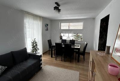 Casă cu 4 camere cu Teren 4472 Mp în Central - 8