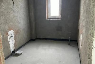 Apartament cu 3 camere decomandat în Rădăuți - 1