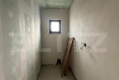 Casă cu 4 camere cu Teren 400 Mp în Gării - 11