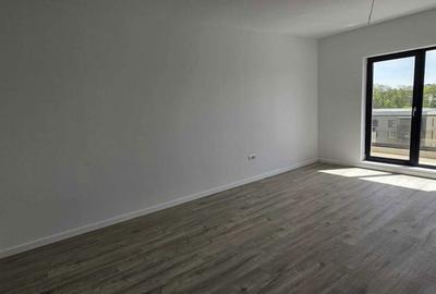 Apartament cu 2 camere decomandat în Satu Nou - 2