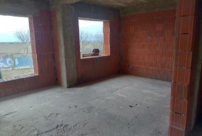 Casă cu 4 camere în Central - 3