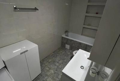 Inchiriez apartament - 2