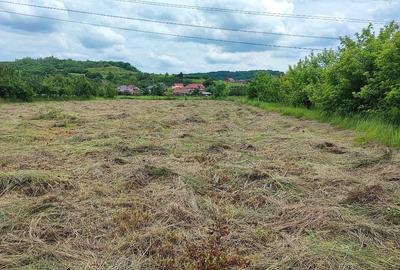 Teren de 2541 mp, în Călinești - 2