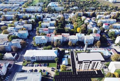 Apartament cu 3 camere decomandat în Sud - 4