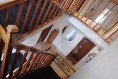 Casa cu 6 camere, 420 mp + 10 arii teren, - 11