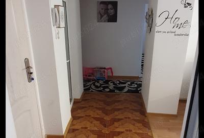 Apartament cu 4 camere decomandat în Central - 2