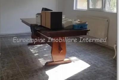 Casă cu 2 camere cu Teren 100 Mp în Brătianu - 4