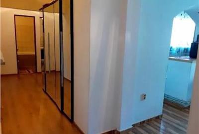 Apartament cu 3 camere, decomandat - zona Racadau - 4