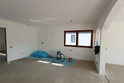Casă cu 2 camere cu Teren 600 Mp în Tăuții-Măgherăuș - 2