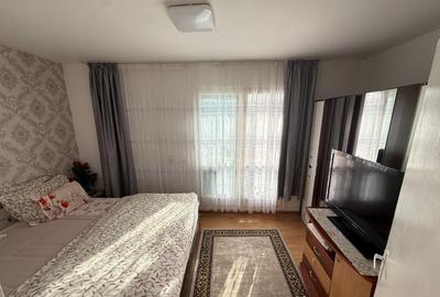 Apartament 3 camere, semidecomandat - zona Astra - 5