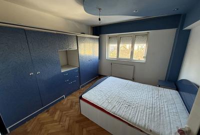 Apartament cu 4 camere decomandat în Micro 17 - 6