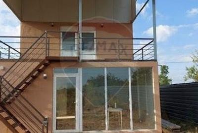 Casă cu 3 camere cu Teren 956 Mp în Sărbătoarea - 1