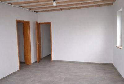 Casă individuală cu 5 camere cu Teren 553 Mp în Stupini - 8