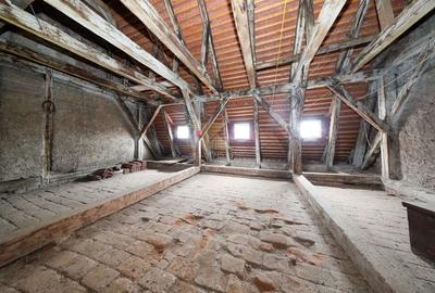 Locație rară în Brașov: ideal pentru regim hotelier sau business - 24