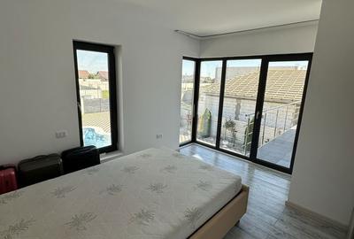 Casă cu 4 camere în Central - 3