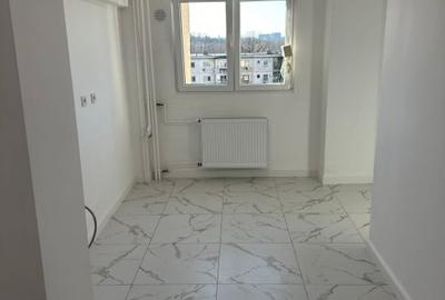 Apartament cu 3 camere semidecomandat în Tineretului - 9
