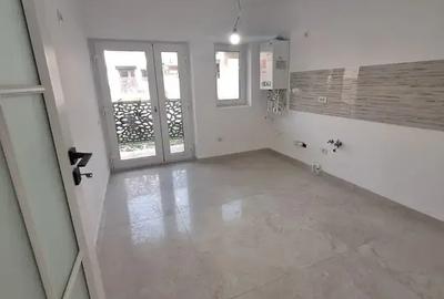 Casa de vânzare – 120 mp, curte proprie, finisaje de lux - 2