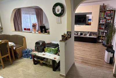 Apartament 3 camere str.Gen.Avramescu - 2