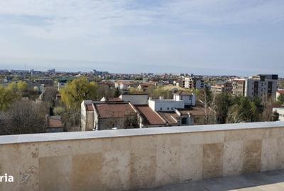 Apartament cu 4 camere decomandat în Sisești - 1