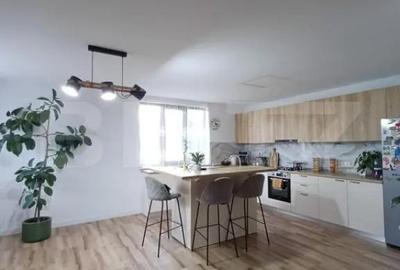 Casă cu 4 camere cu Teren 1400 Mp în Mihai Viteazu - 1