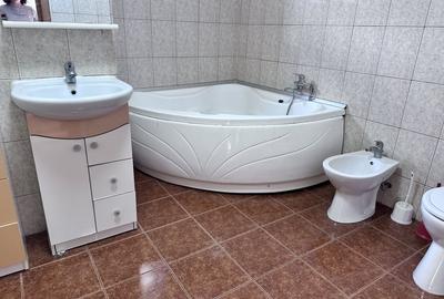Casă individuală cu 4 camere cu Canalizare în Cetate - 2