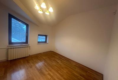 Casă cu 8 camere cu Canalizare în Floreasca - 3