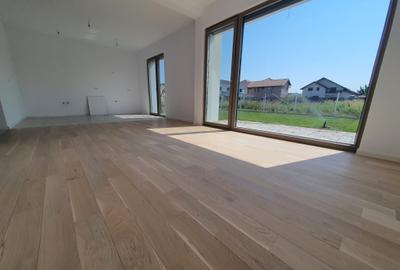 Monarch Soleil - duplex cu cartport auto din constructie / curte amenajata Monarch Soleil - duplex cu cartport auto din constructie / curte amenajata - 9