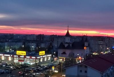 Apartament cu 3 camere decomandat în Micro 21 - 2