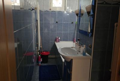 Apartament cu 2 camere semidecomandat în Tineretului