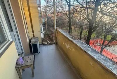 Apartament 3 camere, 64.60 mp, zona Central - 2