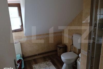 Casă cu 4 camere în Remetea